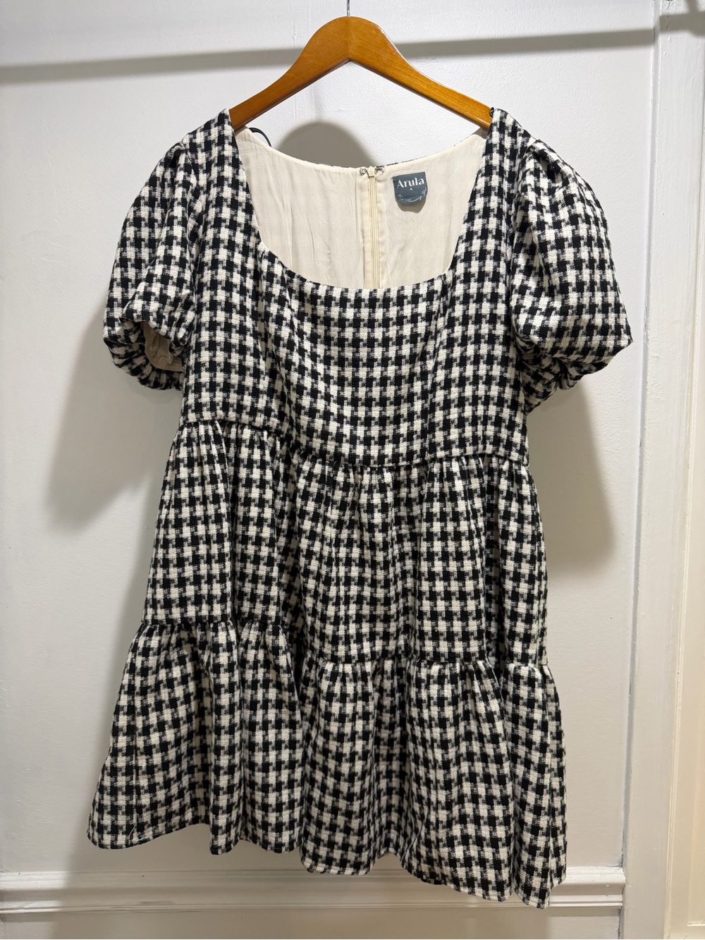 ARULA Cream and Black Mini Dress with Houndstooth Trim - Picture 1 of 2
